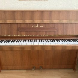 Steinway & Sons Z 114 von 1968 in Noten mat